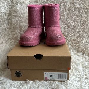 Ugg Classic ll glitter boots toddler size 10